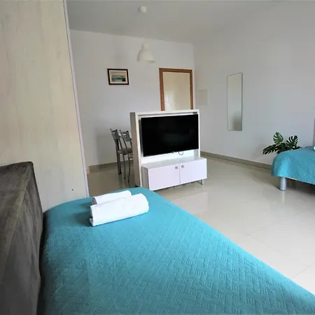 Adria Apartment *