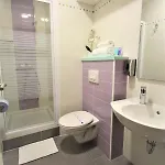 Apartament Adria *