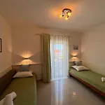 Apartament Adria *