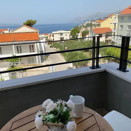 Adria Lägenhet Baška Voda