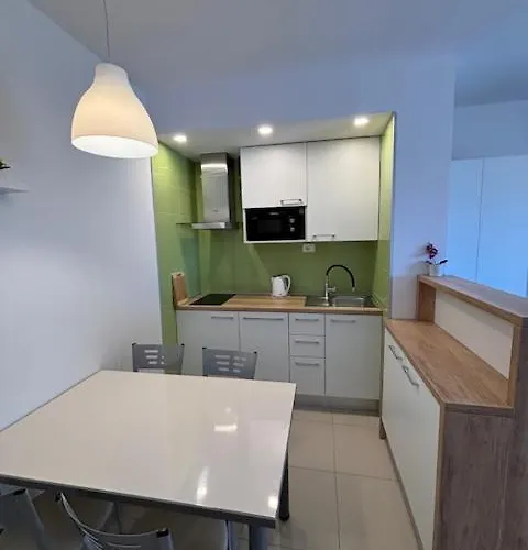 Adria شقة